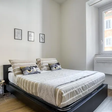 Moro Grand Trastevere 3br & Parking Lägenhet