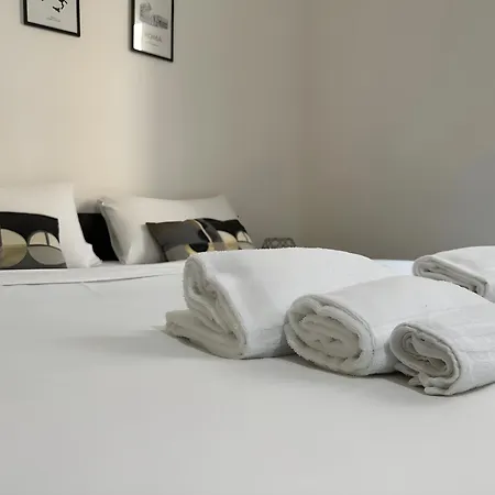 Moro Grand Trastevere 3br & Parking 아파트 *