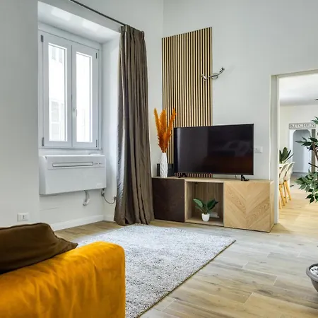 Moro Grand Trastevere 3br & Parking 아파트